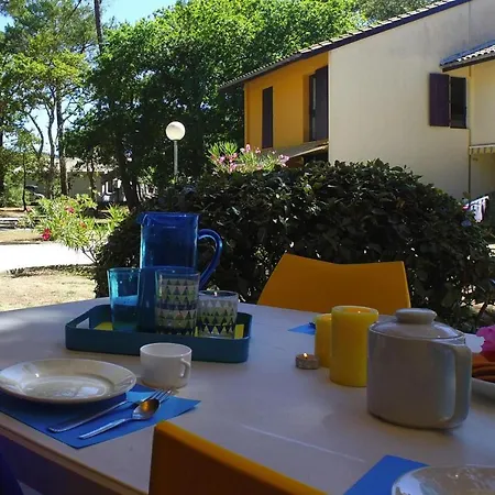 Holiday home Res Bordeaux Medoc, Soulac-sur-mer, For 6 Pers Soulac-sur-Mer